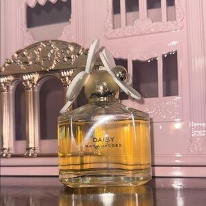 Marc Jacobs Daisy Perfume 3.3 oz